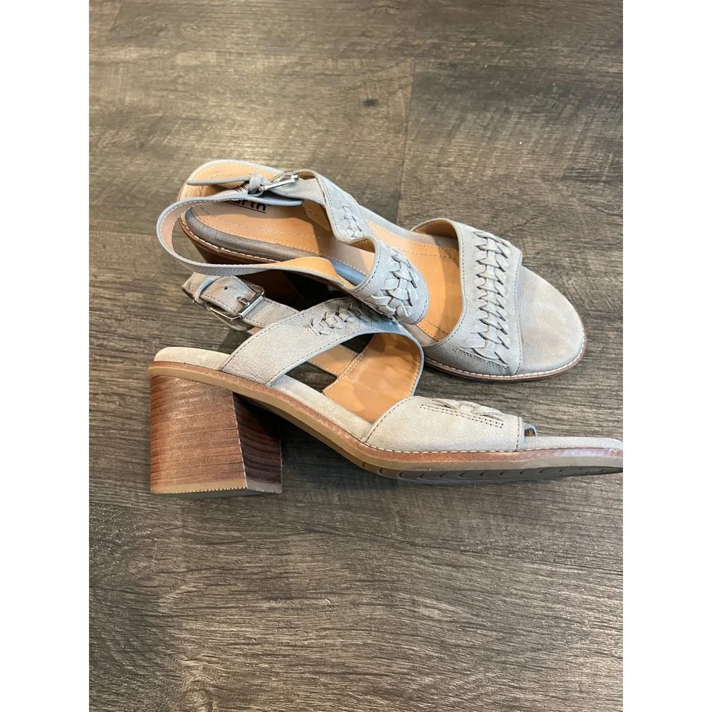 Earth Women Sandals Woven Leather Block Heel Gray Size 11M